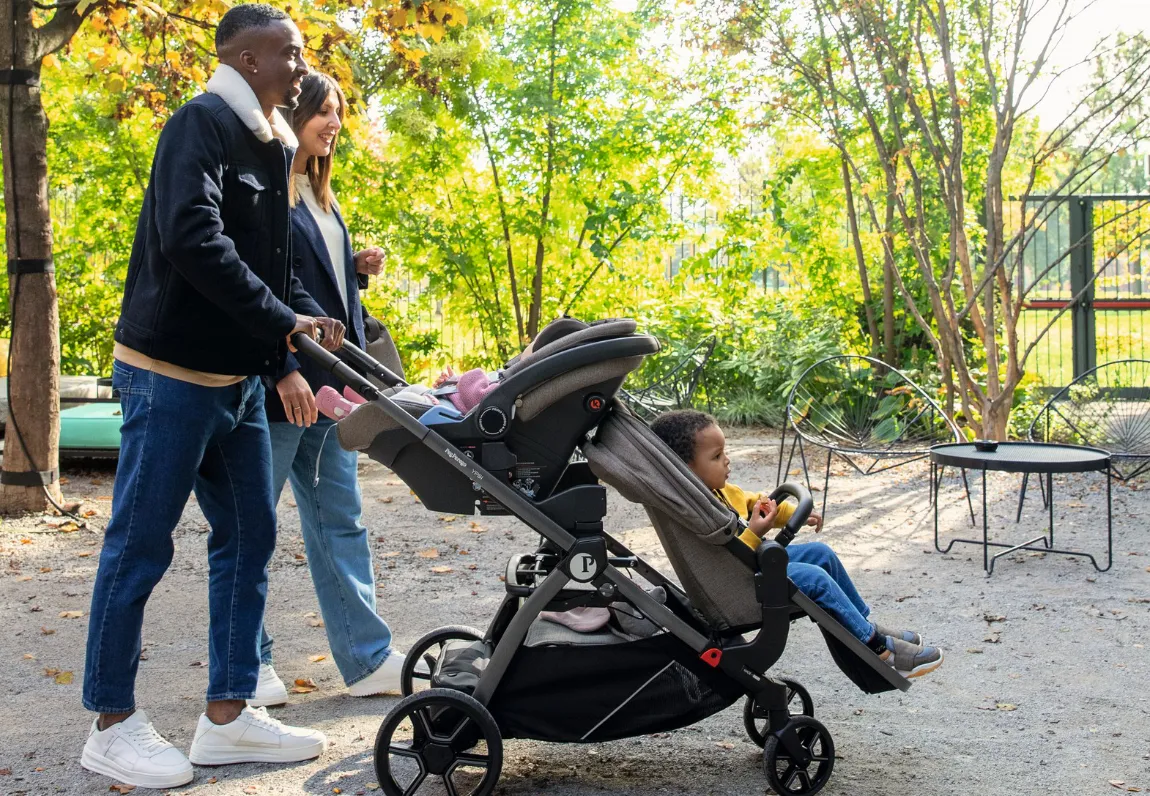 Otroški voziček Peg Perego duet na sprehodu Otroški voziček Peg Perego duet na sprehodu