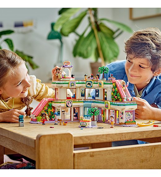 Lego kocke Friends Trgovački centar u Heartlake Cityju 42604