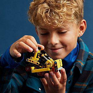 Lego kocke Technic Veliki buldožer 42163