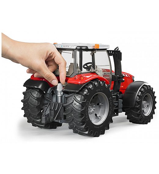 Bruder traktor Massey Ferguson 03046