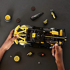 Lego kocke Technic Bugatti bolid 42151