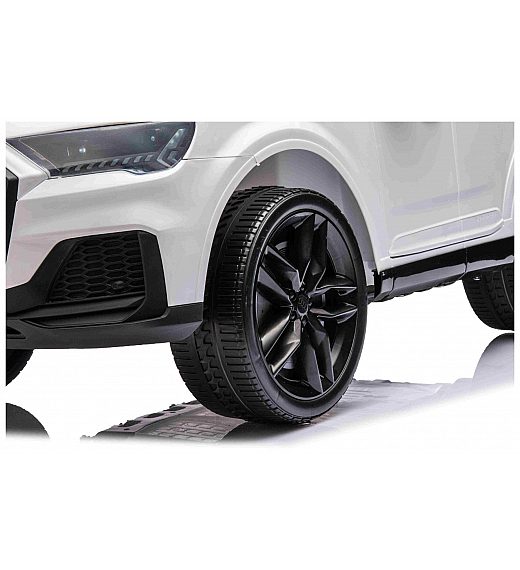 Licenciran avto na akumulator Audi Q7 Quattro, bel